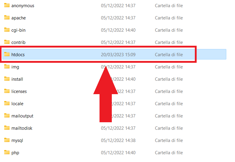 Apri la cartella htdocs